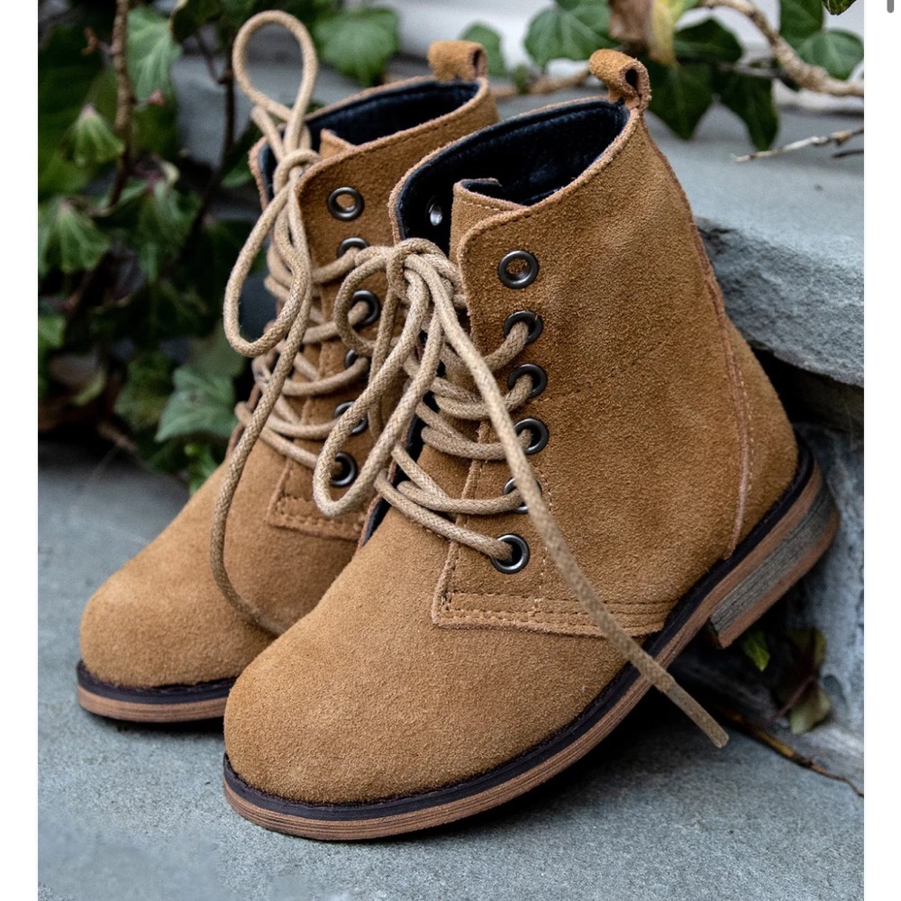 SweetHoney Sharp Boots - Camel